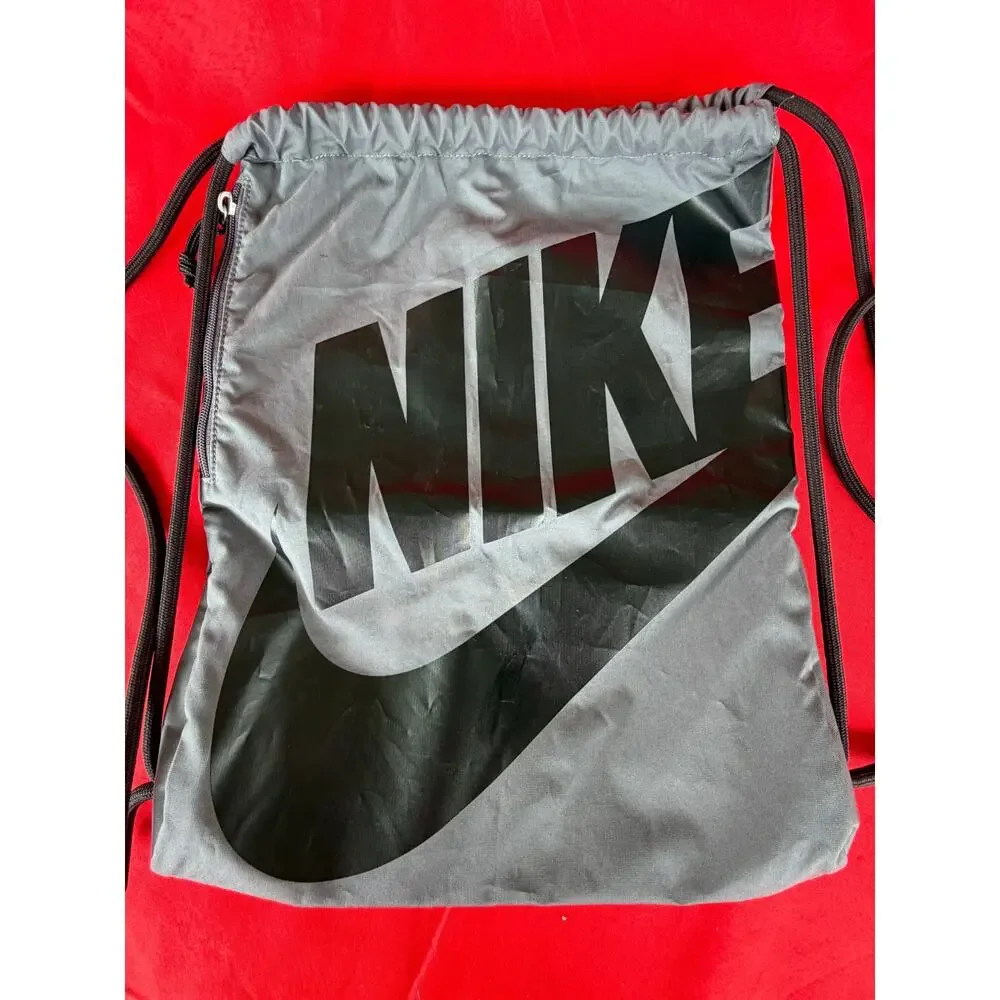 Nike Sporty Gray & Black Drawstring Backpack Gym Cinch Bag Zip Front Pocket